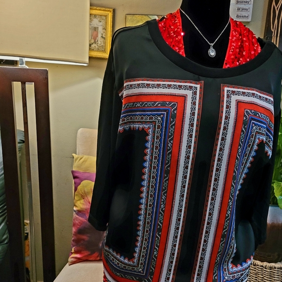 MNG Collection Top - Picture 3 of 9